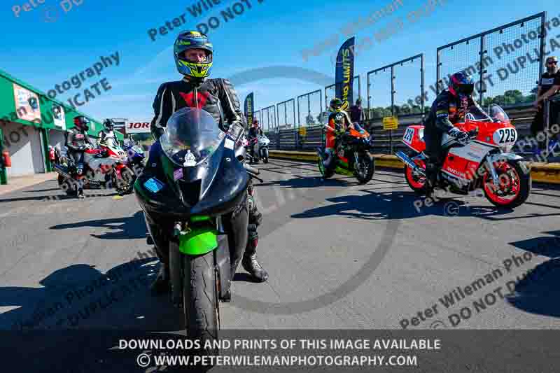 enduro digital images;event digital images;eventdigitalimages;mallory park;mallory park photographs;mallory park trackday;mallory park trackday photographs;no limits trackdays;peter wileman photography;racing digital images;trackday digital images;trackday photos